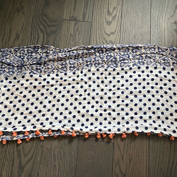 Anthropologie Reversible Infinity Scarf w/tassels by Citrus - Picture 3 of 8